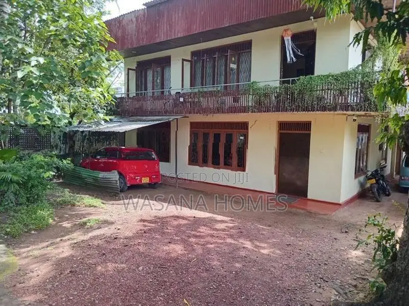 Large House for sale Nugegoda