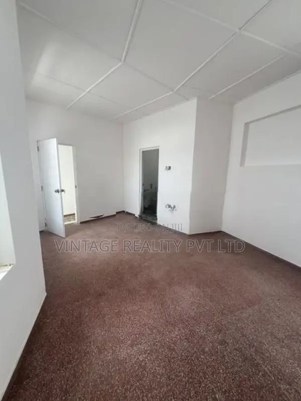 10 Perches House For Sale in Isipathana Mw Colombo 5