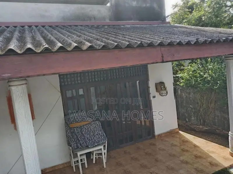 Valuable Two Storey House for Sale Boralasgamuwa