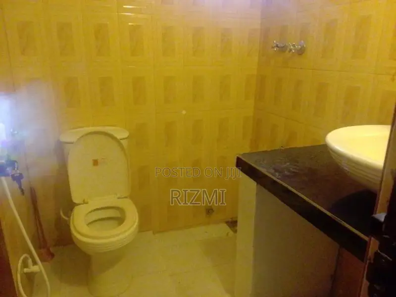 3BR ground Floor house for rent in dehiwala sudarsana road