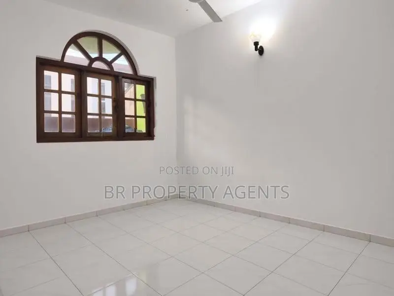Three Story House for Rent in Nugegoda