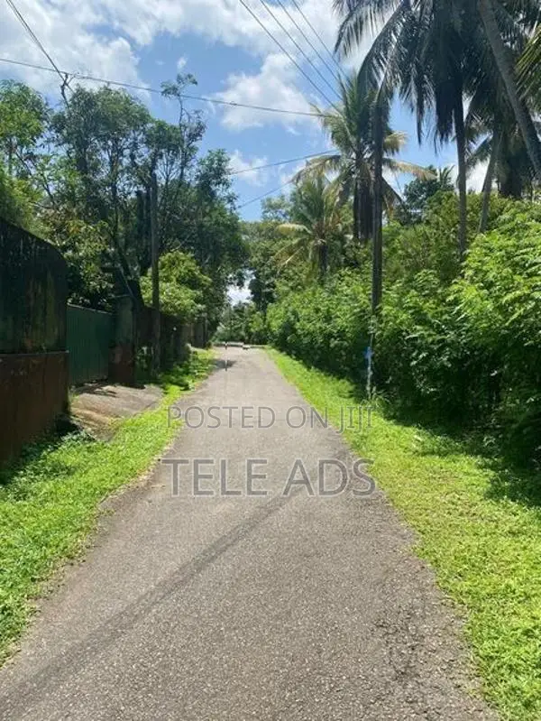 Residential Land in Homagama Town