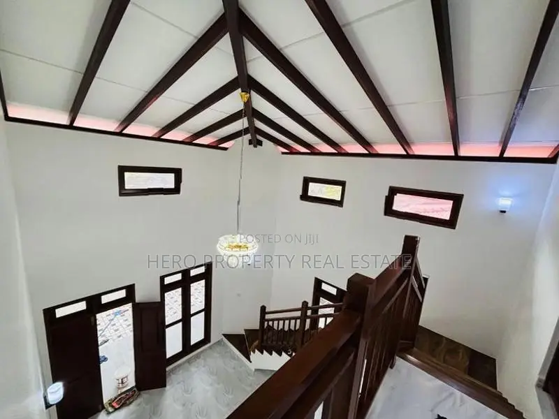 🌟🌟Modern Luxury House for Sale in Athurugiriya