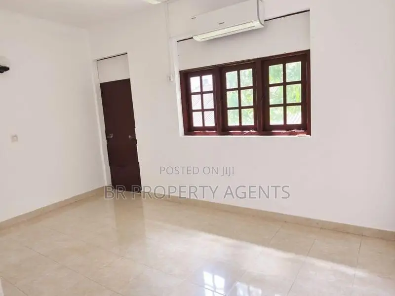 Three Story House for Rent in Nugegoda