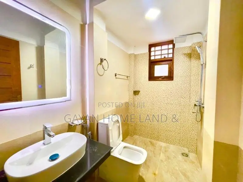 Brand New 10 perch With Luxury Two Storey House in Piliyandala Kesbewa