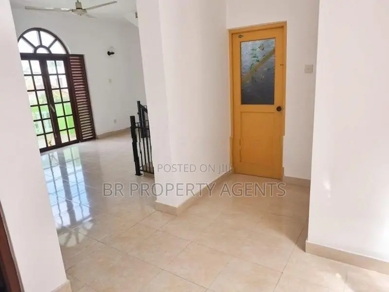Three Story House for Rent in Nugegoda