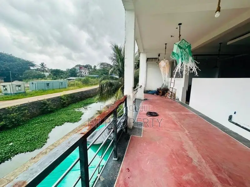 ( YC-1165)Valuable Commercial Restaurant 1st Floor Rent in Boralesgamu