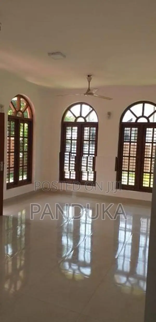 Two story house for sale in Kandana - Jayasrigama