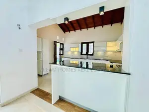 Spacious 5BR Home for Sale in Boralesgamuwa