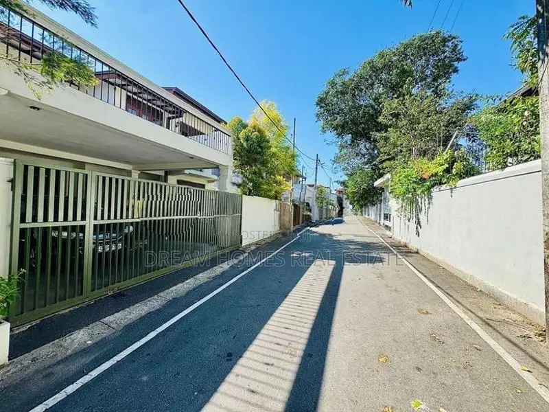 Luxury 2-Storey House with 3rd Floor Annex for Sale – Dehiwala
