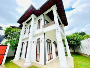 Architect-Designed Luxury House for Sale –Thalawathugoda