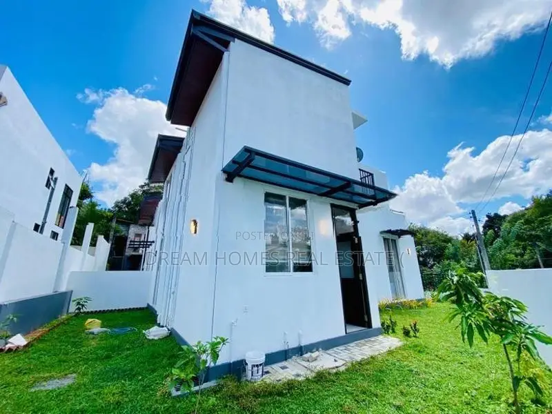 Brand New 3-Bedroom House for Sale Athurugiriya