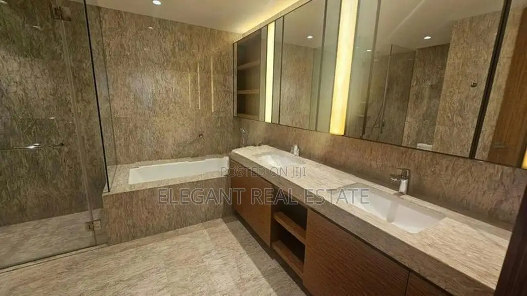 Shangri-La - 02 Bedroom Apartment for Sale in Colombo (A5187)