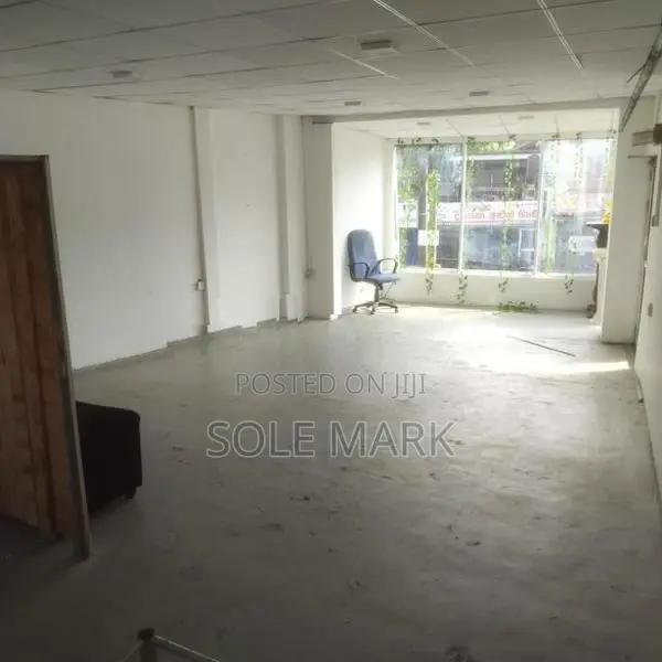 Prime Shop for Rent – Navinna Junction