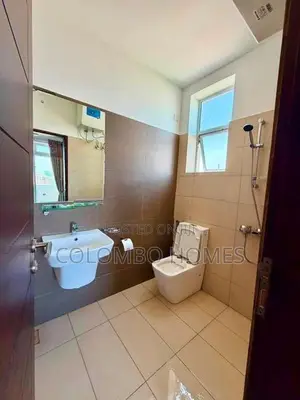 Luxurious 4 Bed Room Apartment for Rent - Colombo 04