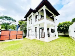 Spacious 3-Storey Residence for Sale – Weera Mawatha