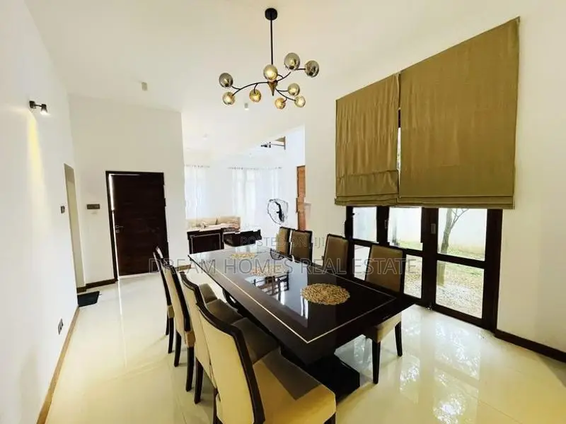 Spacious 3-Storey Residence for Sale – Weera Mawatha