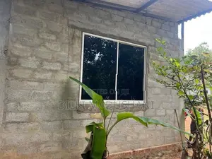 අඩක් නිම කල නිවසක් විකිණීමට Gonapala