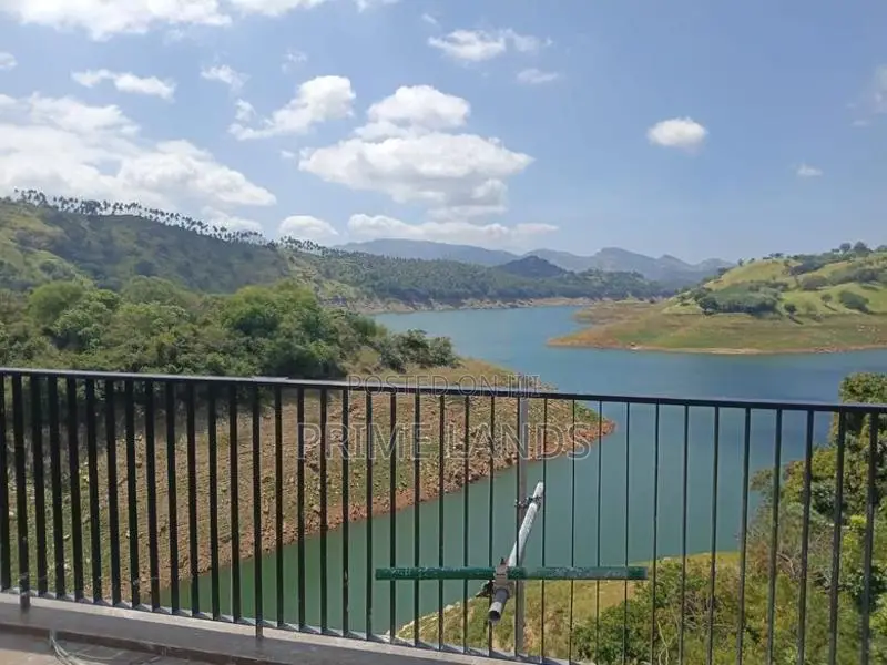 Scottish Villa For Sale in Digana