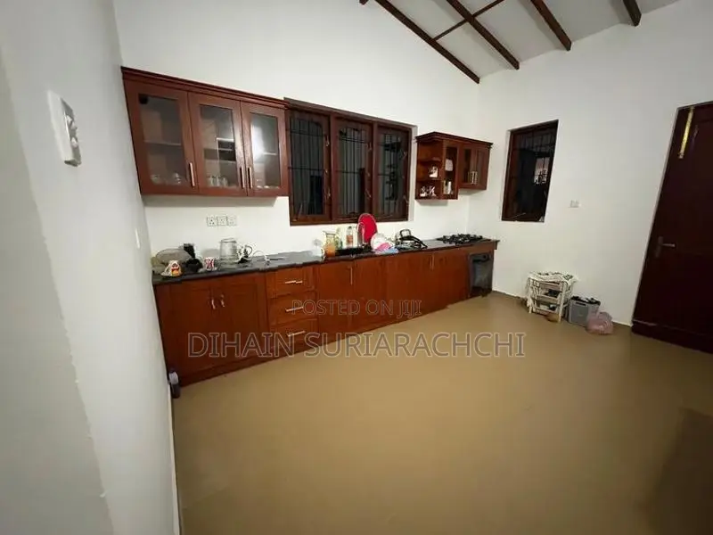 House for Rent in Kotikawatta