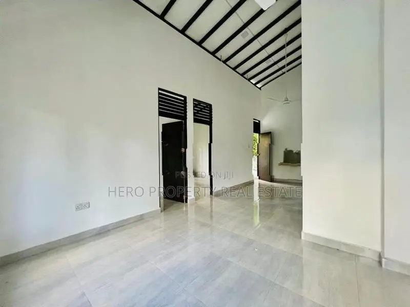 Luxury Quality House for Sale in Kaduwela