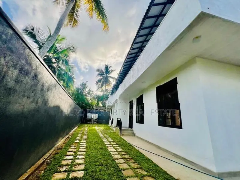 Luxury Quality House for Sale in Kaduwela