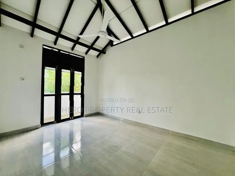 Luxury Quality House for Sale in Kaduwela