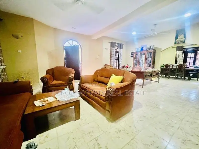 Modern House for Rent in Kaduwela
