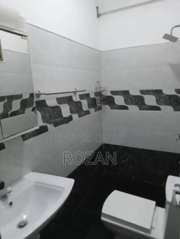Luxury House / Guesthouse for Sale in Negombo
