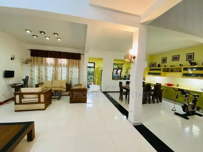 Luxury Modern Elegant 3 Story House for Sale in Rathmalana