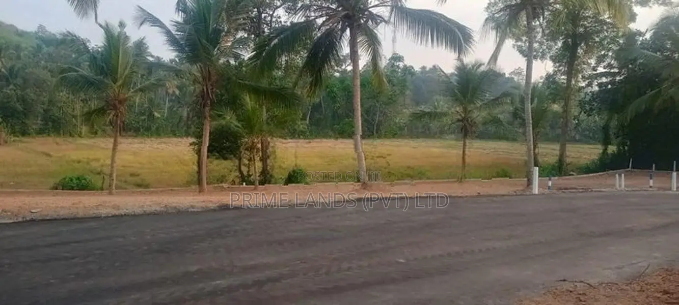 කඩවත ඉඩම විකිණීමට