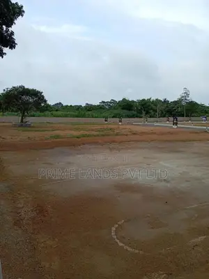 River Facing Land for Sale in Nawala