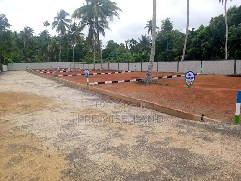 Wadduwa Gall Rd Fasing Lands T01