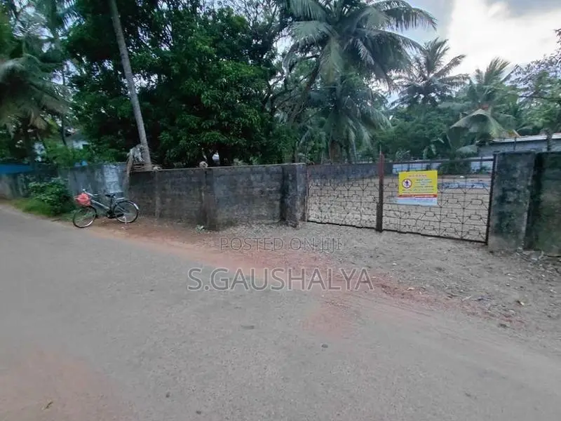 land for sale in Manipay