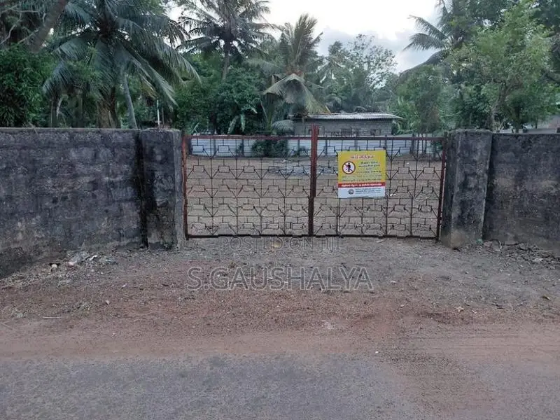 land for sale in Manipay