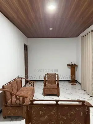Rooms for Rent - Females only Korallawella Moratuwa
