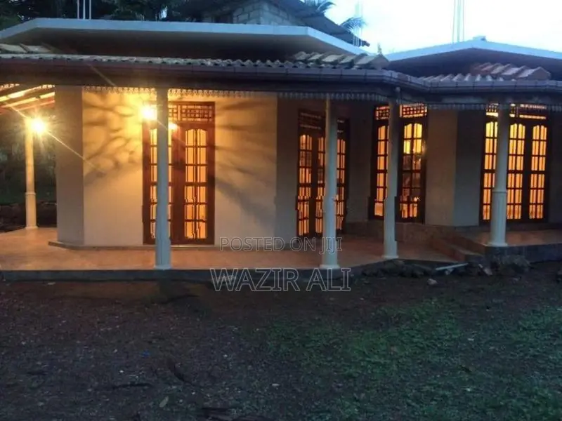 House for Sale in Enderamulla Wattala