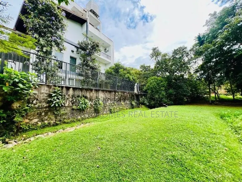 Luxury House for Sale in Hokandara