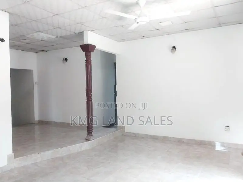 Single Storey House for Sale in Kaduwela