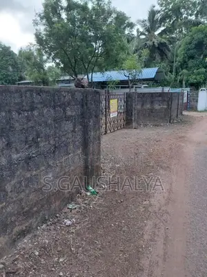 land for sale in Manipay