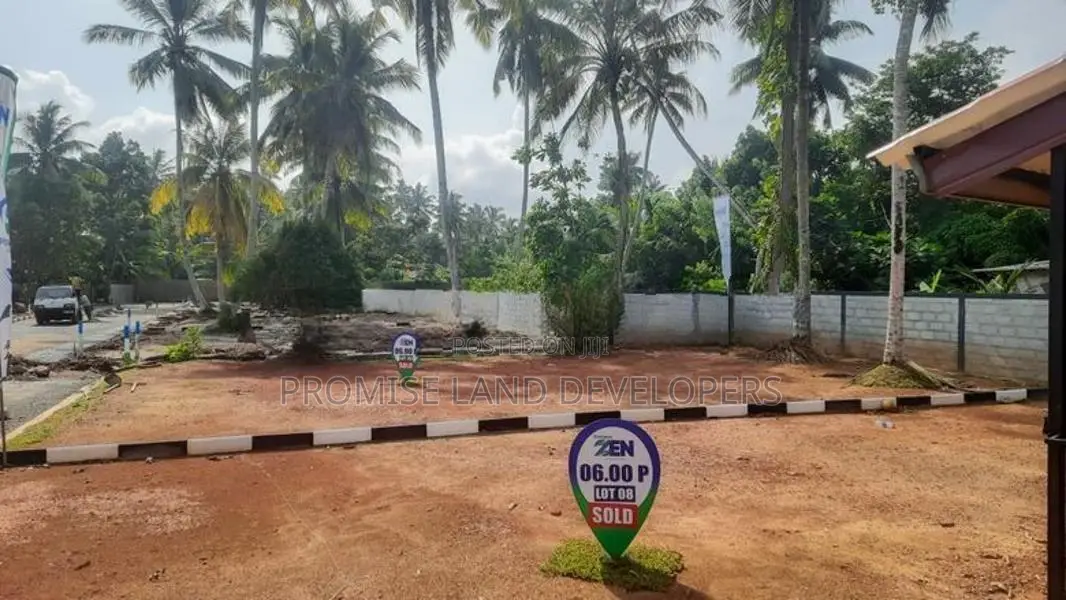 Wadduwa, Thalpitiya Lands for Sale R03