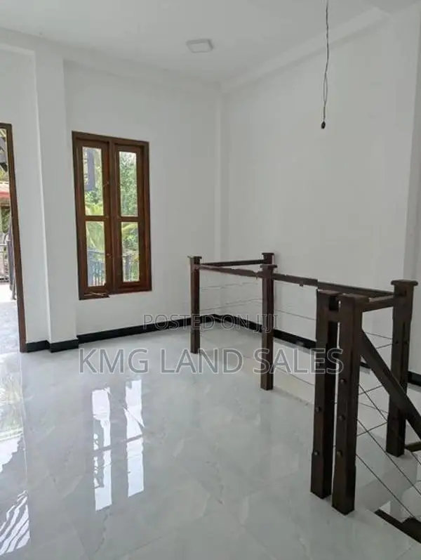 Brand New 2-Story Luxury House for Sale in Biyagama (Kottunna Road)