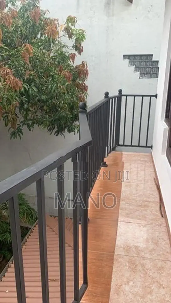 Athurugiriya 20P House for Sale