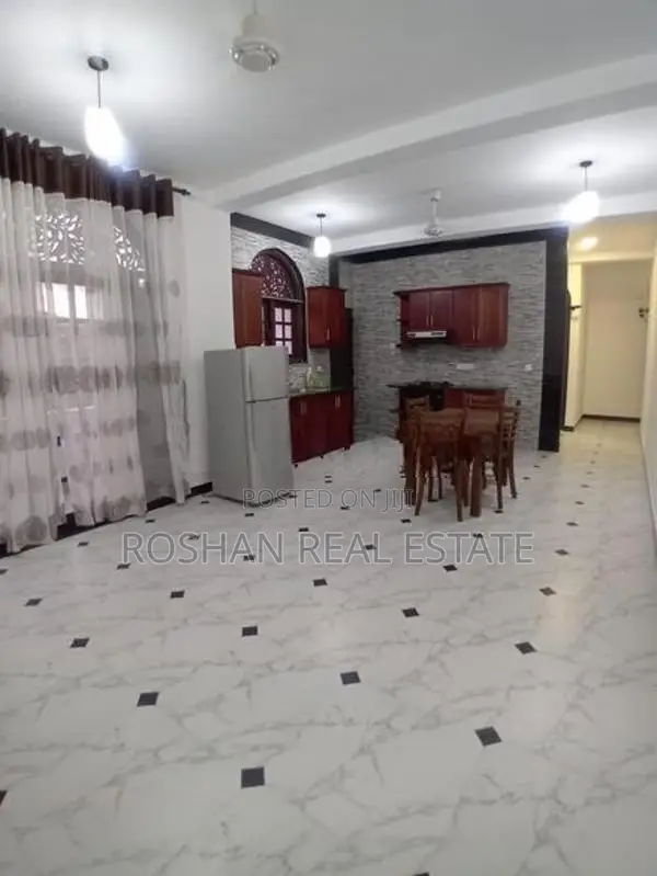 FULLY FURNISHED LUXURY APARTMENT FOR RENT COLOMBO 4 ZA2847