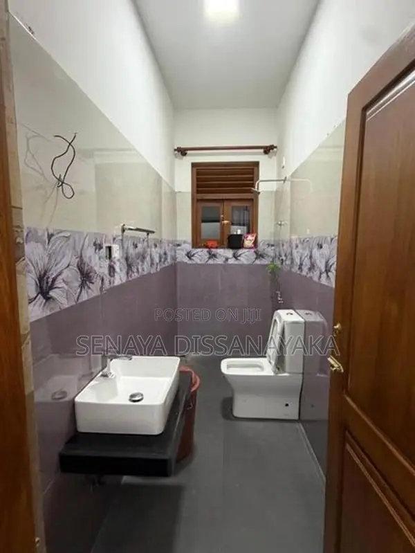 Rooms for Rent - Females only Korallawella Moratuwa