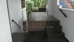Upstairs House for Rent in Kadawatha