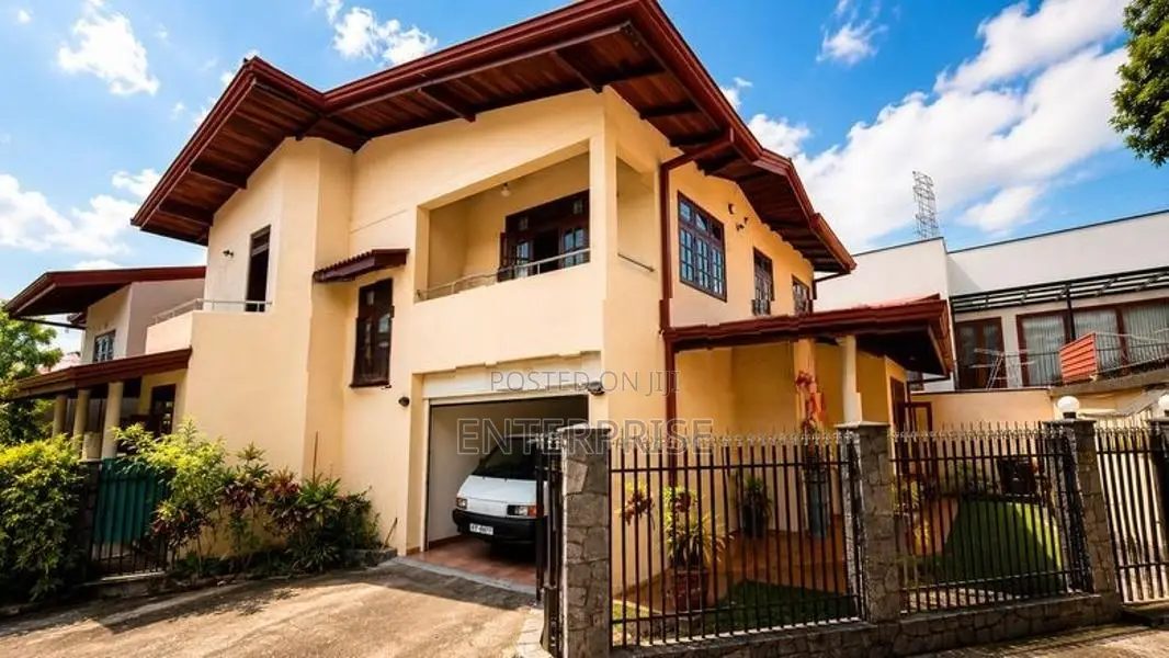 Well-Maintained 4 Bedroom House for Sale 600M from Thalawathugoda