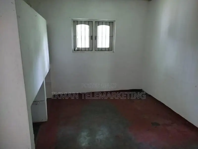House with Land for Sale in Moragahahena