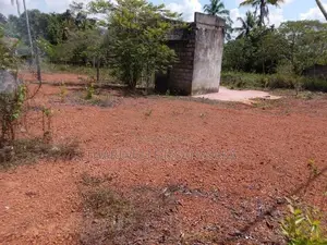 Land in Ganemulla Plot 04