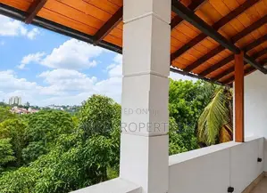 Luxury Four Storey House for Sale in Pagoda Road Pitakotte Nugegoda.